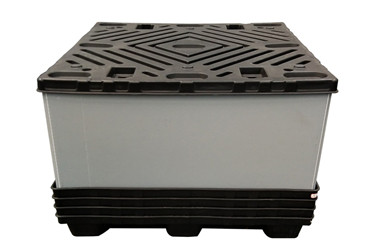 Nested bottom pallets